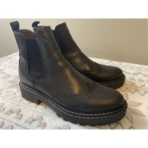 Bullboxer Payton Wingtip Chelsea Boot Black Chucky Lug Sole Goth_Women’s Size 9